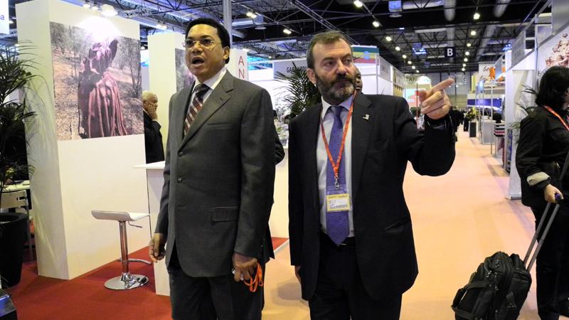 0119_investour201202.jpg
