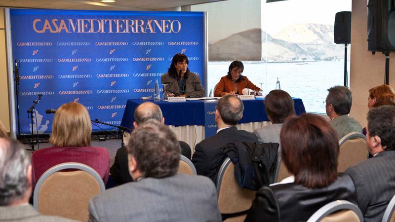 La secretaria de Estado de Cooperación Internacional preside la presentación oficial de Casa Mediterráneo a la sociedad alicantina
