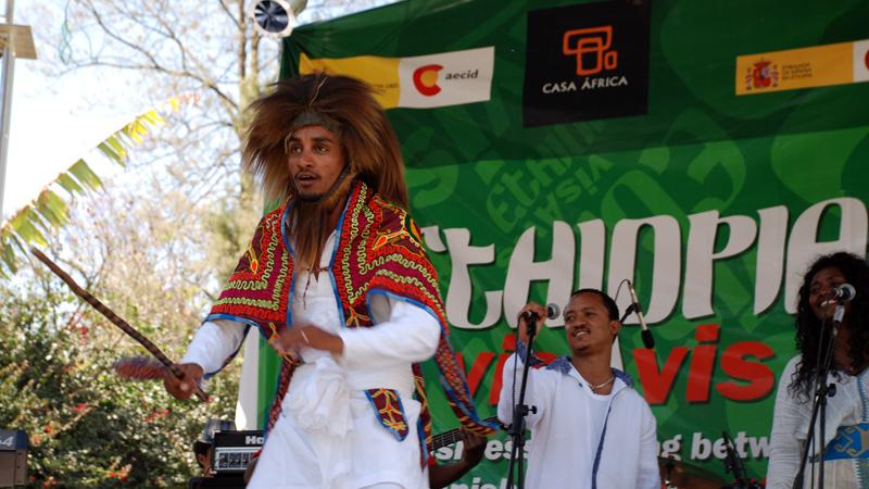 La energía de Ethiocolor y la pasión de Munit Mesfin conquistan a los programadores españoles en el Etiopía Vis a Vis