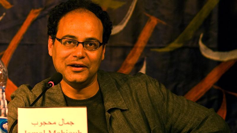 El escritor Jamal Mahjoub se encuentra con jóvenes universitarios en Barcelona y Valencia