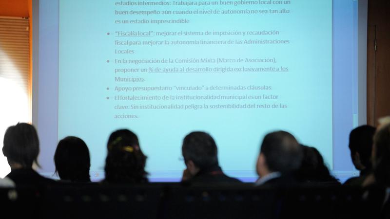 Un taller explora cómo potenciar la cooperación al desarrollo en África a través del municipalismo