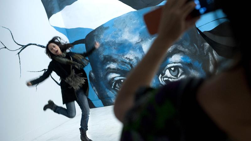 'Graffrica. Arte Urbano Africano' transforma las salas de exposición de Casa África