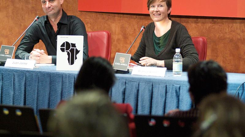 Casa África acoge la presentación de la monografía de Meschac Gaba