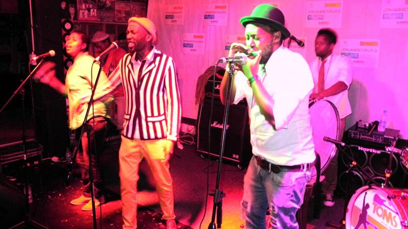 Doce grupos de música sudafricanos aspiran esta semana a conseguir una gira por España
