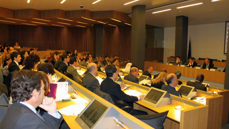 Las empresas españolas se interesan por las licitaciones de grandes proyectos energéticos en África