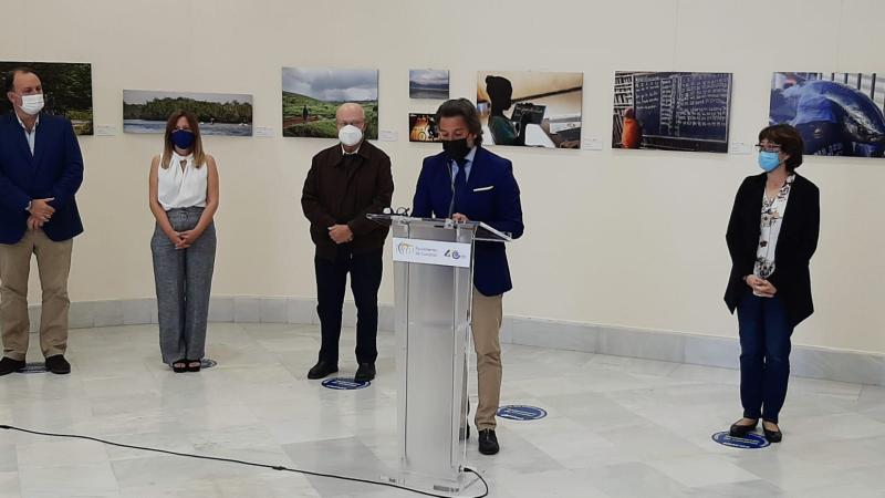 Inauguración de Africa(nos) en el Parlamento de Canarias