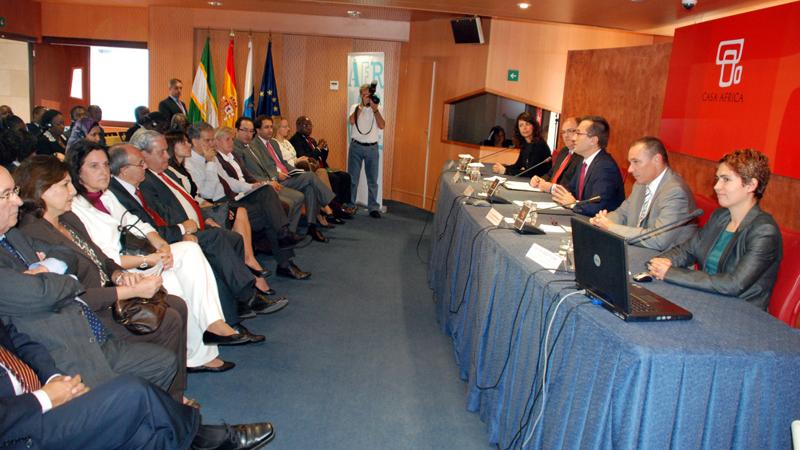 La cooperación penal internacional y la delincuencia transnacional, a debate en Casa África