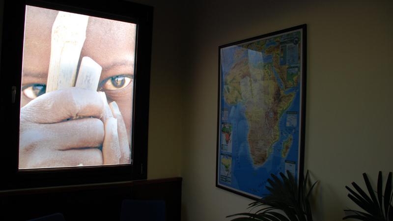 Casa África cambia de piel para presentar el programa de África Vive
