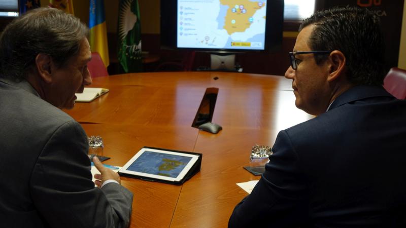 El vicepresidente del Gobierno de Canarias destaca el potencial del archipiélago como plataforma logística y de servicios con África