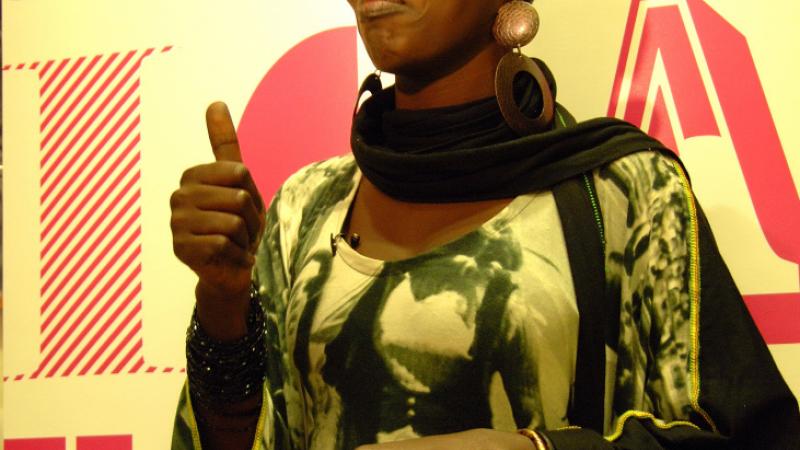 La cantante Njaaya causa sensación en el estreno de Womad Cáceres