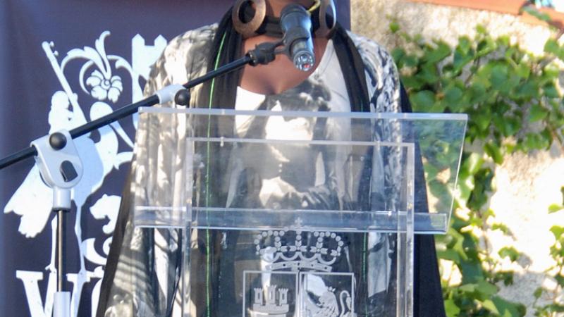 La cantante Njaaya causa sensación en el estreno de Womad Cáceres
