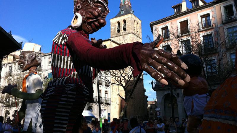 Titirimundi brilla en Segovia