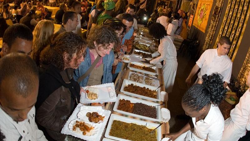 Más de 3.000 personas celebran la Fiesta África Vive en la capital grancanaria