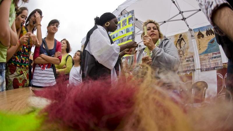 Más de 3.000 personas celebran la Fiesta África Vive en la capital grancanaria