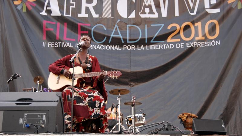 0525_avencadiz08.jpg