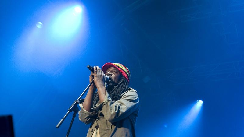 Más de 16.000 personas se despiden de África Vive en Madrid con Salif Keita, Alpha Blondy y Konono nº1