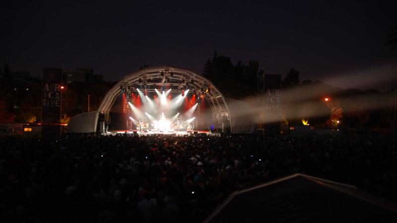 Más de 16.000 personas se despiden de África Vive en Madrid con Salif Keita, Alpha Blondy y Konono nº1