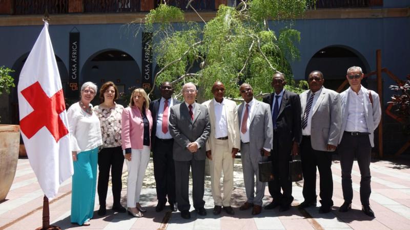 Casa África recibe a una delegación de la Asociación de Sociedades Nacionales de la Cruz Roja y de la Media Luna Roja Africanas (ACROFA)