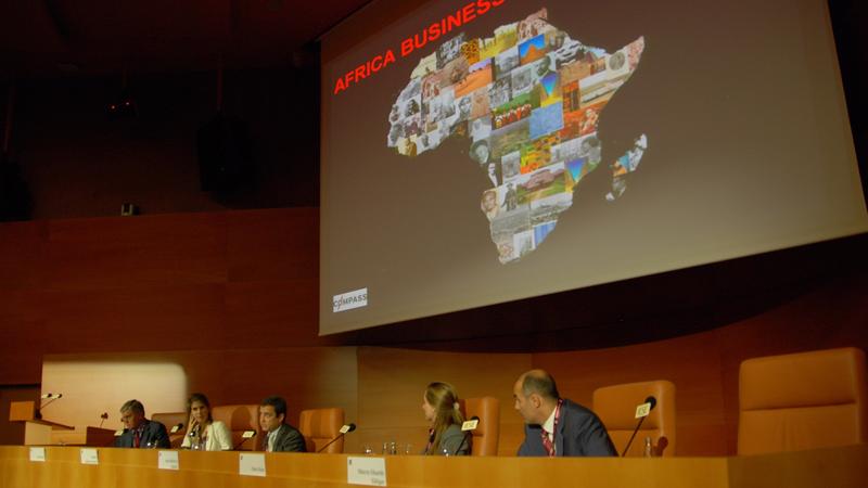 Las economías emergentes africanas muestran su potencial en tiempos de crisis ante el empresariado de Barcelona