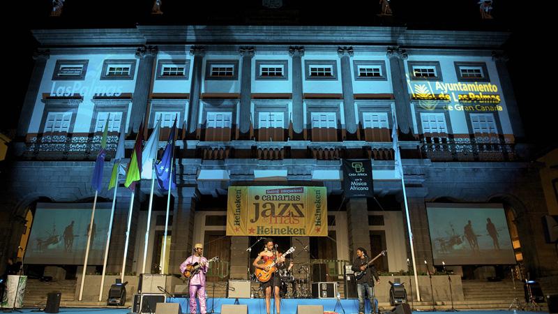 Músicas tradicionales africanas se funden con el jazz más actual en la Noche África