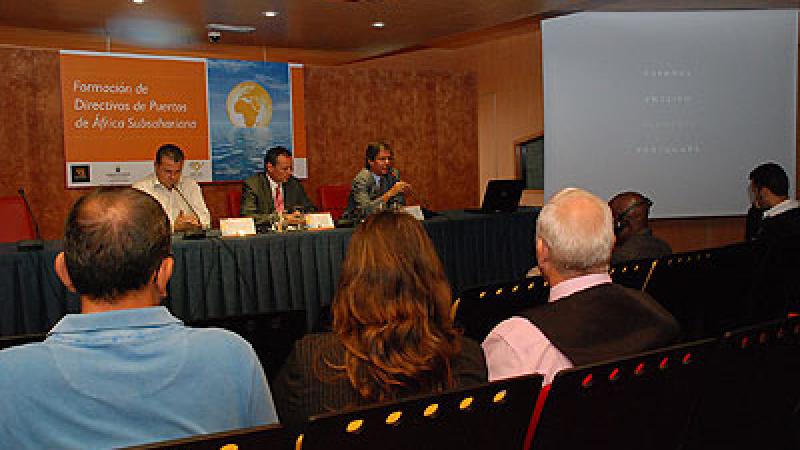 La sección africana de la Asociación Internacional de Estibadores se reúne en Casa África