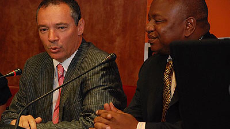 Una delegación africana que participa en Fisaldo visita Casa África