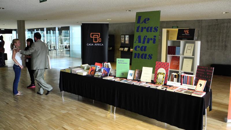 Casa África presenta su línea editorial 'Cuadernos africanos' en el SILA