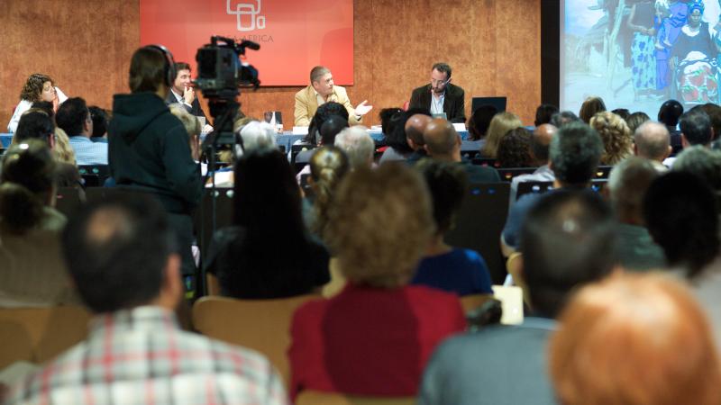José Naranjo y Magec Montesdeoca presentan la mayor tragedia de la inmigración entre África y España en Casa África