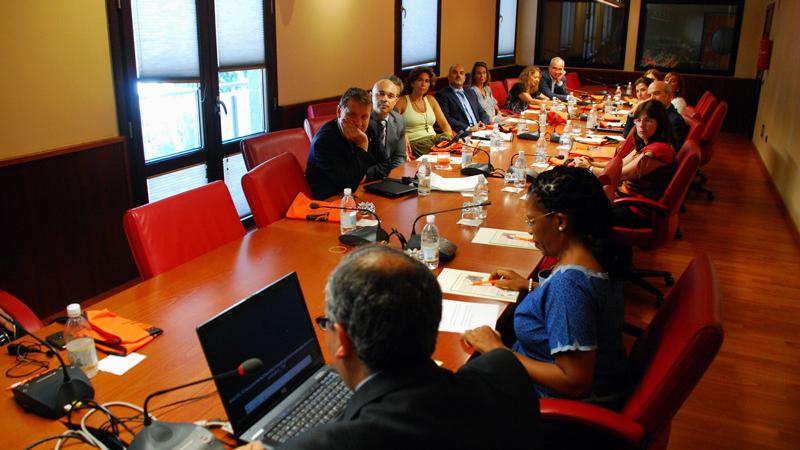 La embajadora de Sudáfrica expone en Casa África las oportunidades de negocio en el país