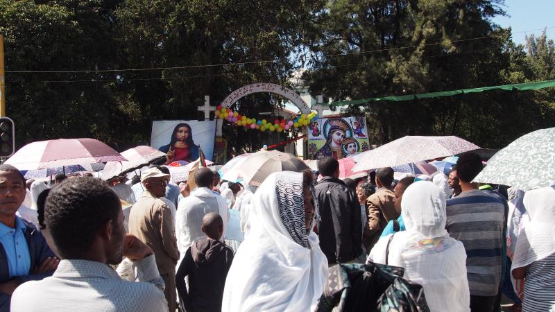Entrada a una iglesia en Addis Abeba