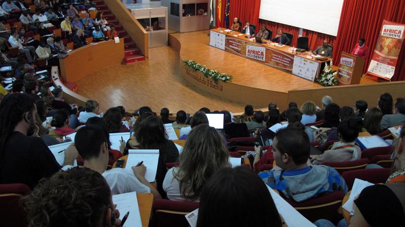 Africanos y españoles abogan en Huelva por el optimismo ante el futuro de África