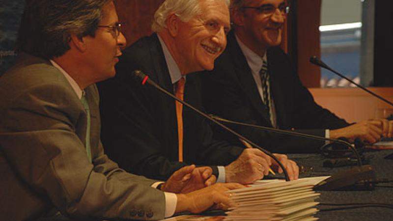 1104_curso_directivos_port03.jpg
