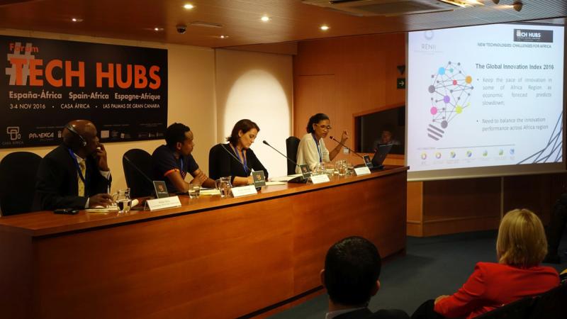 1104_techhubs08.jpg