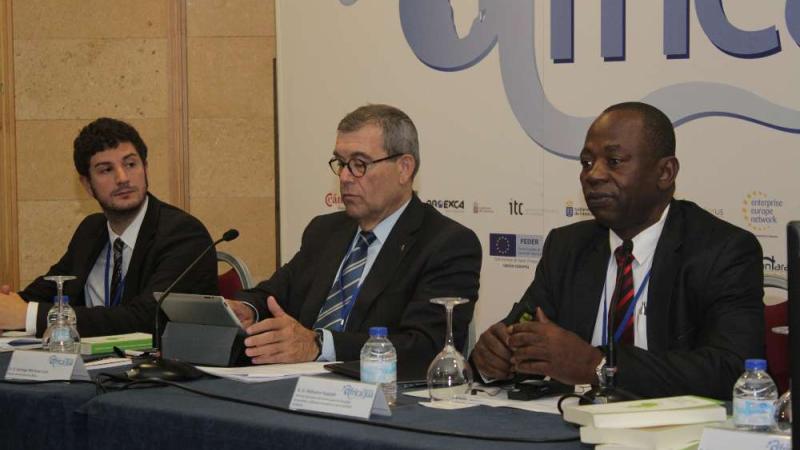 Casa África presenta en Africagua el primer libro dedicado a las energías renovables en África occidental
