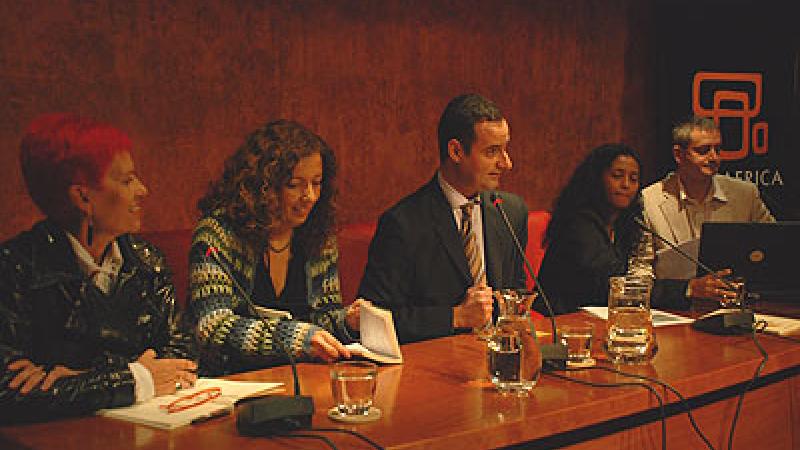 La poesía hispanocamerunesa brilla en Casa África