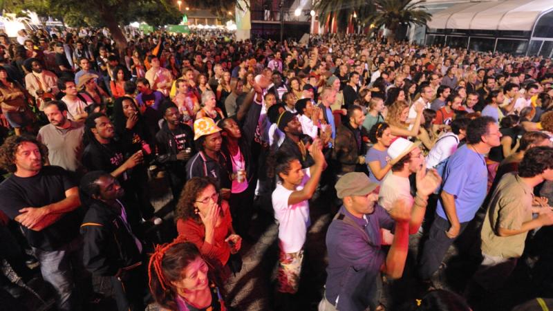 La maliense Oumou Sangaré cierra la edición más africana del WOMAD