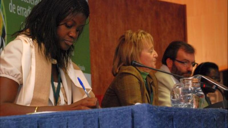 1127_erradicacion_violencia02.jpg