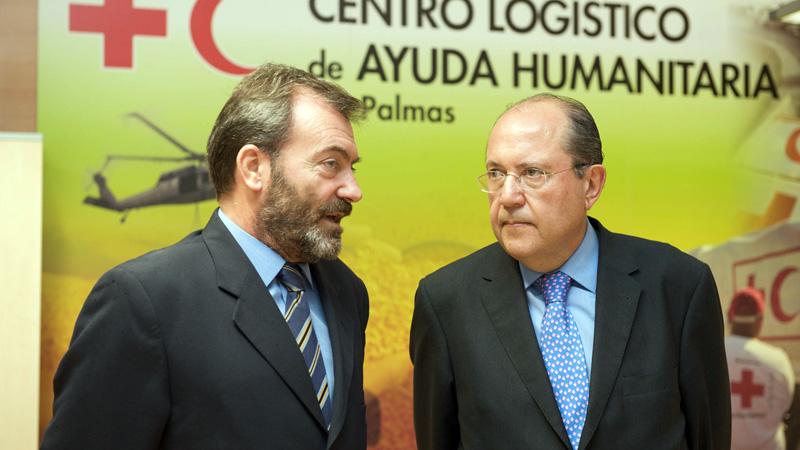 El papel de Canarias como plataforma solidaria con África, reforzado por un convenio de Cruz Roja y Casa África