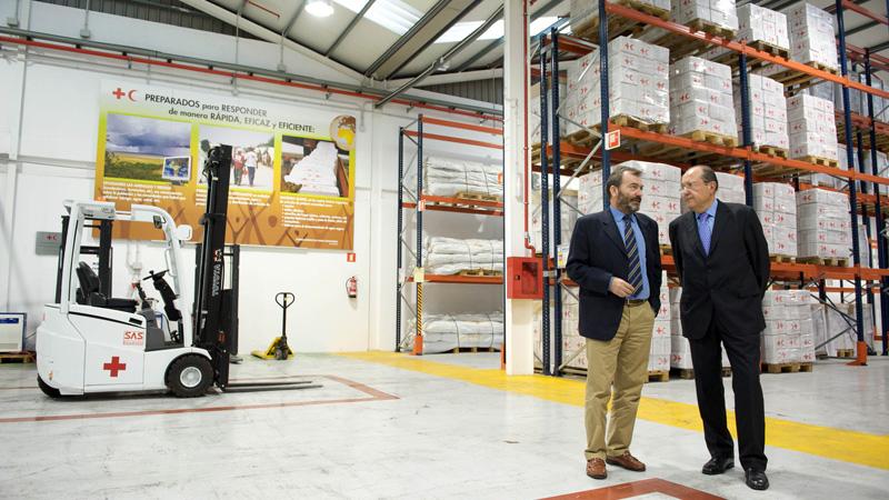 El papel de Canarias como plataforma solidaria con África, reforzado por un convenio de Cruz Roja y Casa África