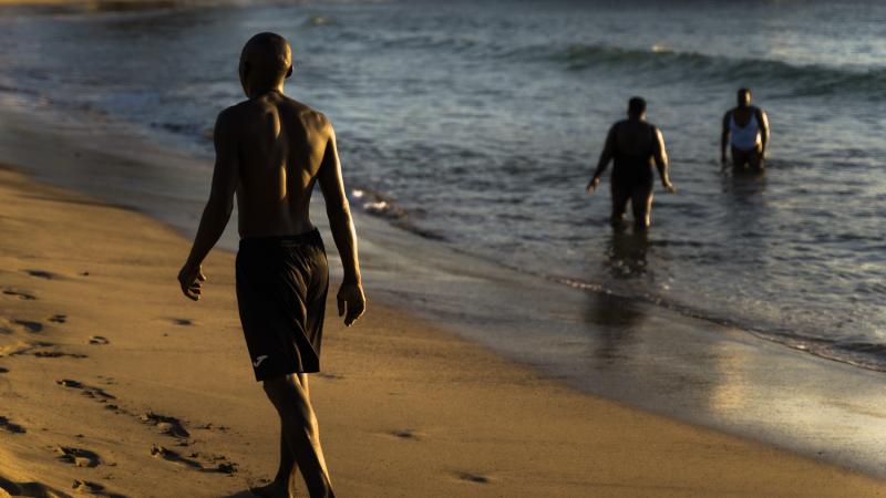 Imagen perteneciente a 'Cabo Verde. Vida al sur de la Macaronesia' (2023) ©Alex Basha