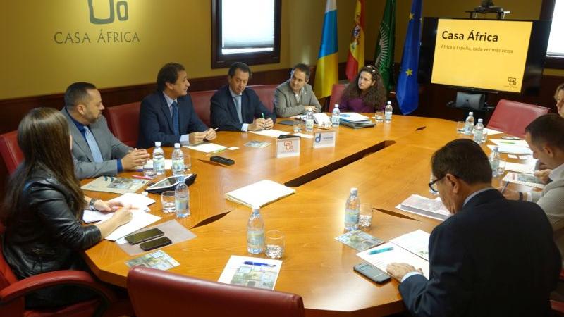 1204_firma-convenio-anesvad_2.jpg