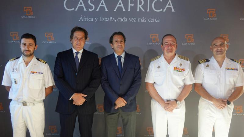 La Armada española explica en Casa África sus misiones en aguas de Somalia y el Golfo de Guinea