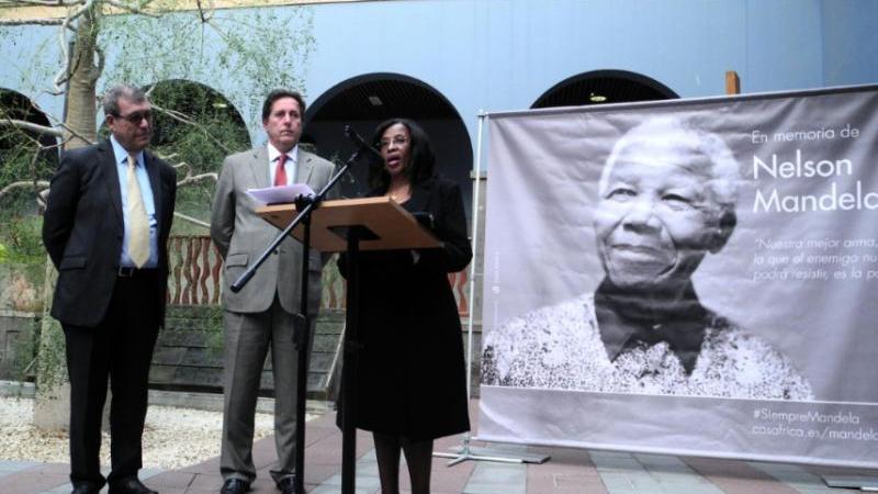 Casa África traslada a la embajadora de Sudáfrica en España las condolencias de los ciudadanos por la muerte de Mandela