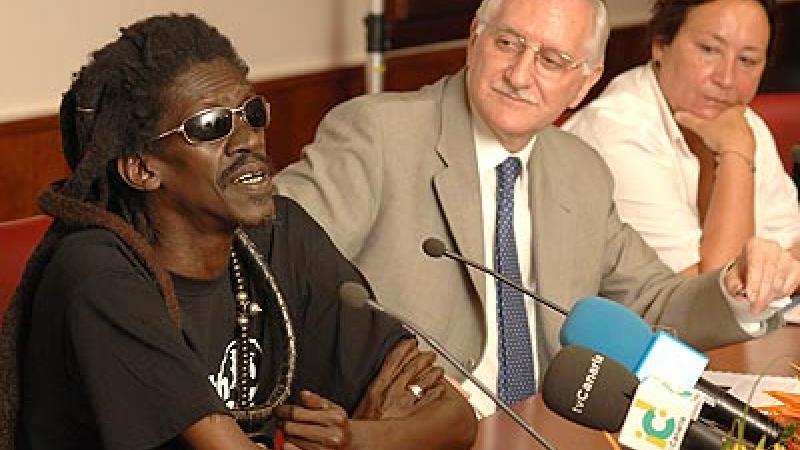 Concierto de Babacar Dieng & Diengoz y Cheikh Lô