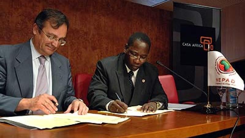 El Ministerio de Asuntos Exteriores y la NEPAD firman un acuerdo que destina 10 millones de euros al empoderamiento de las mujeres en África subsahariana