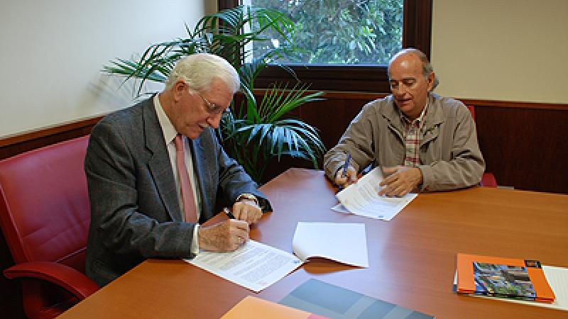 Casa África firma un convenio de colaboración con Fundescan