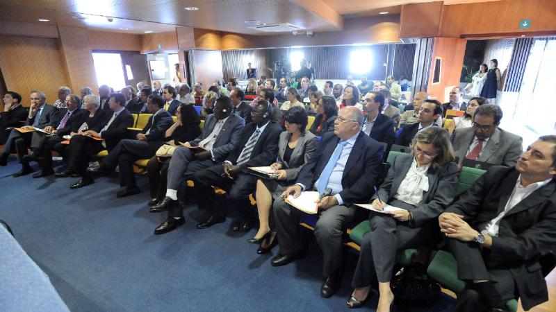 7. Presentación del Informe Perspectivas Económicas en África, 2009 en Casa África