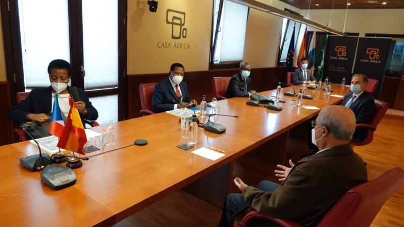 El embajador de Guinea Ecuatorial en España visita Casa África