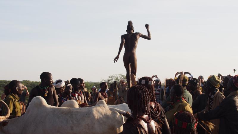 Salto del Toro, Tribu de los Hamer, en Berconech Asile, cerca de Turmi