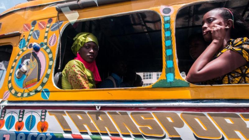 Car rapide. dakar, senegal 2016.